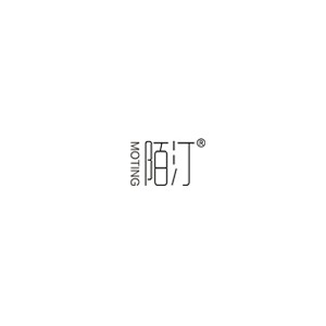 陌汀服饰