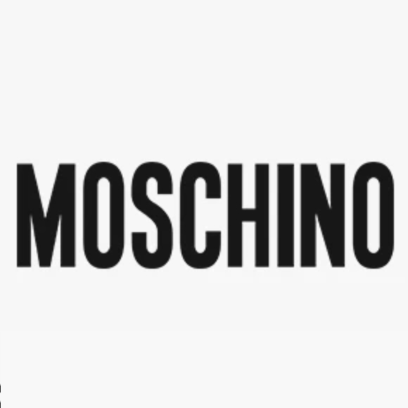爱慕斯奇诺LOVE MOSCHINO